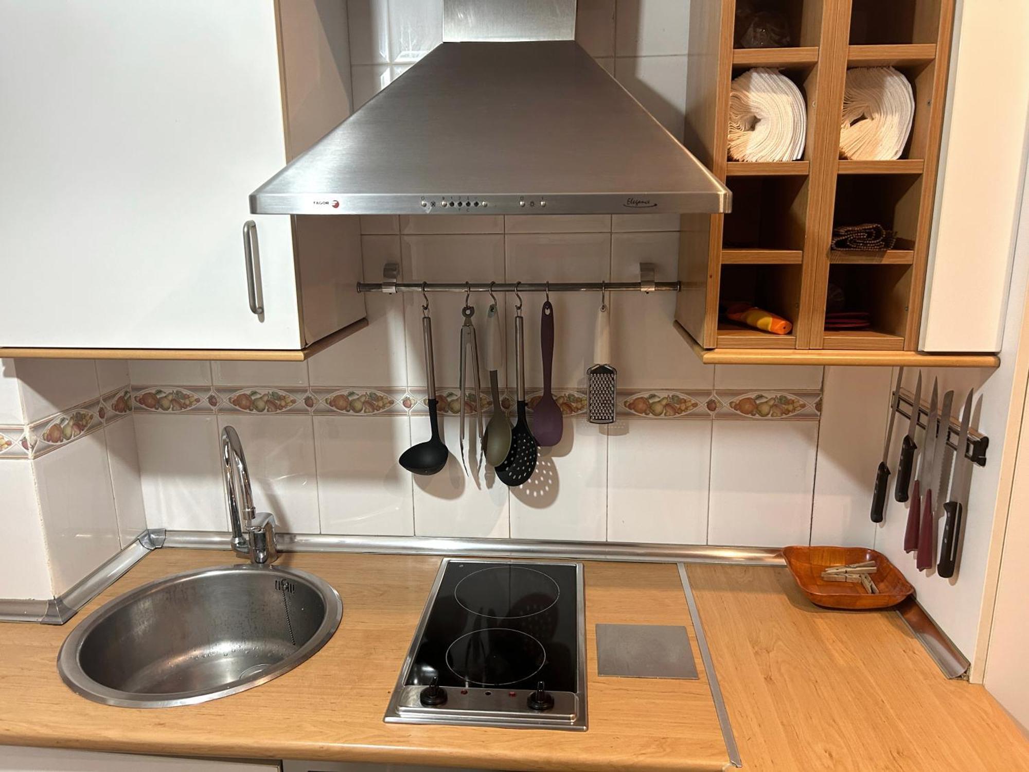 Apartamento Frente Al Guggenheim. Urbanizacion De Lujo En El Centro Bilbao Bagian luar foto